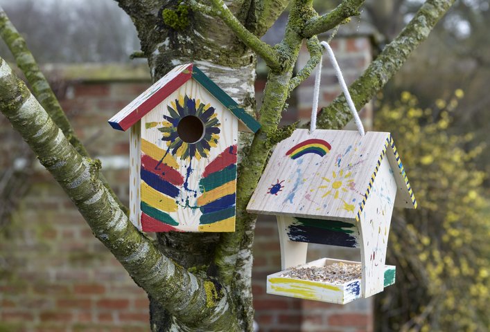Gardman Paint Your Own Nest Box - image 2